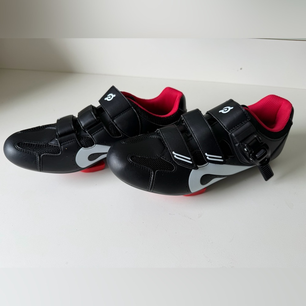 Peloton Cycling Shoes, Black, w/ Cleats, Size 40 - Picture 3 of 9